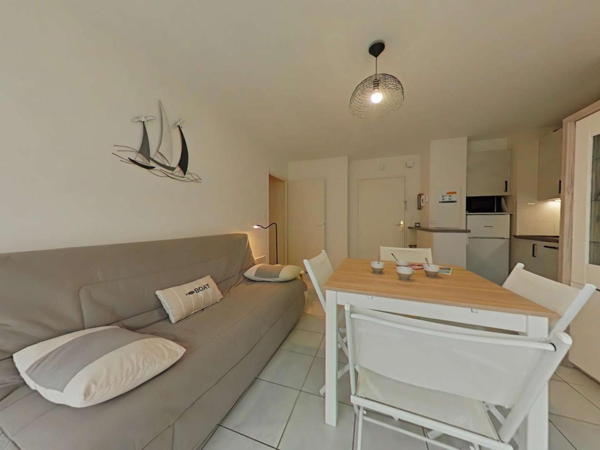 Appartement 2 Pieces Avec Parking Prive, Proche Plage Et Commerces, Saint-Gilles-Croix-De-Vie - Fr-1-224-783 외부 사진